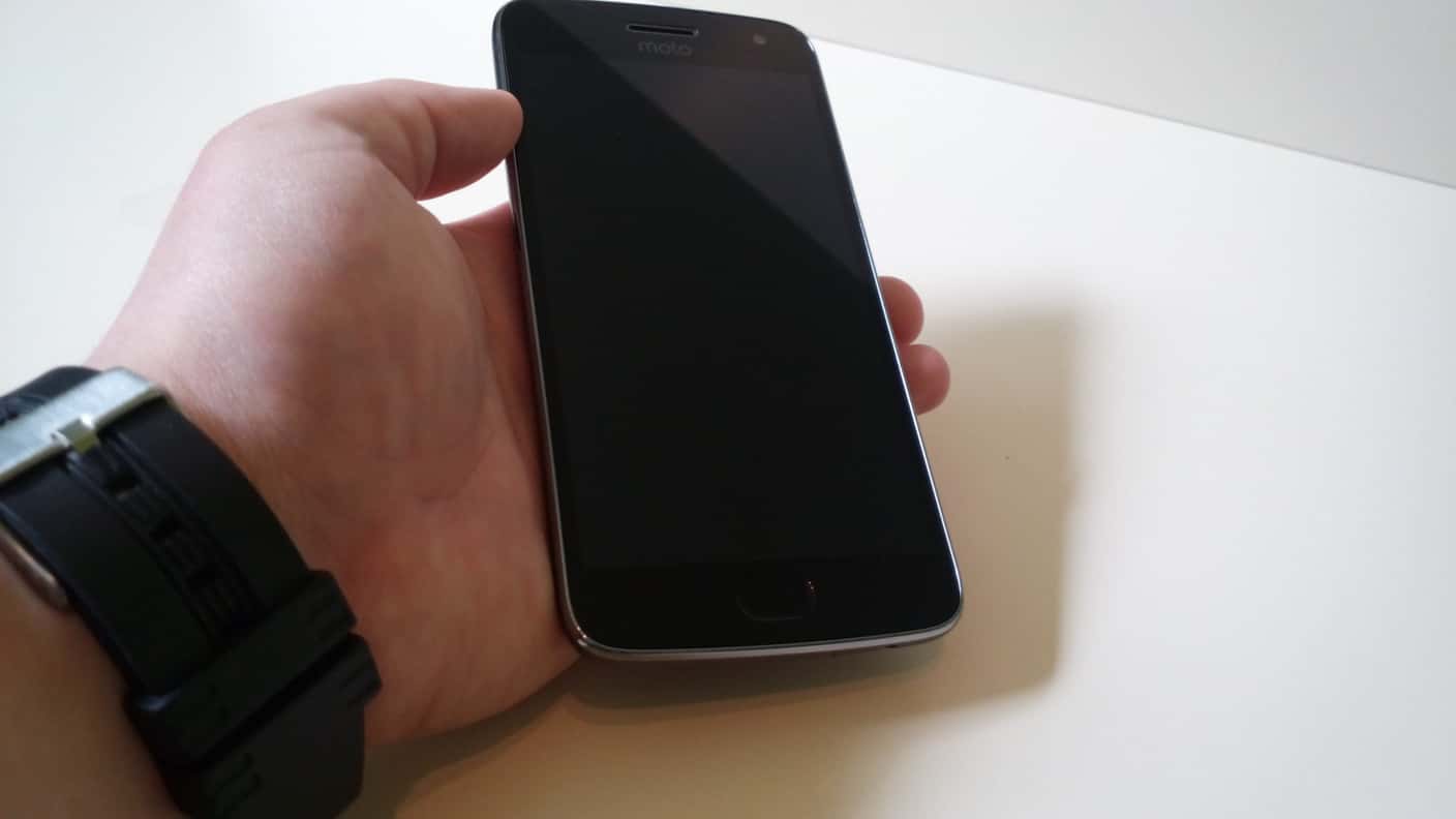 Moto G5 Plus vypnutý displej
