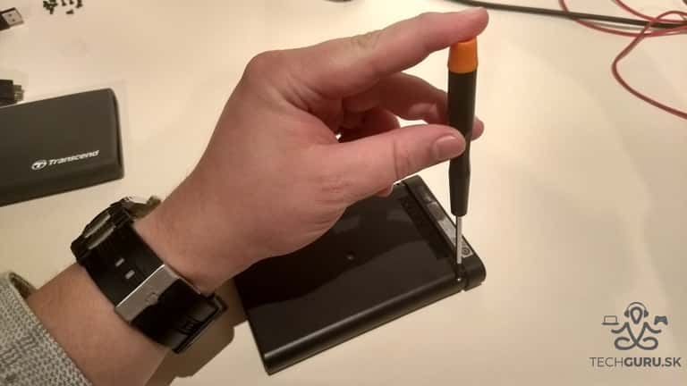 VÃ½mena HDD za SSD pÃ´vodnÃ½ disk v StoreJet 02