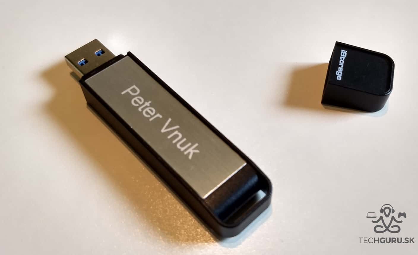 iStorage datAshur Personal 2 personalizácia