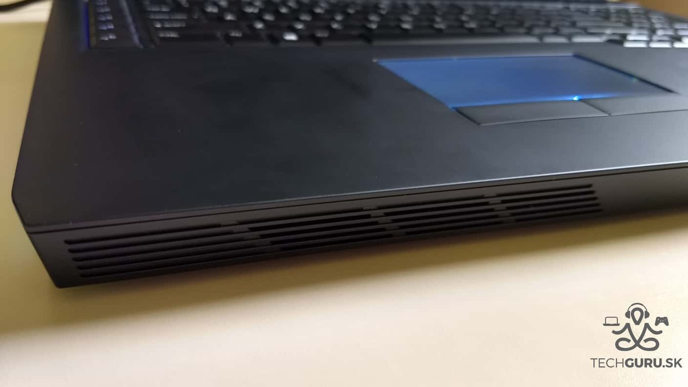 Alienware 17 R4 reproduktory