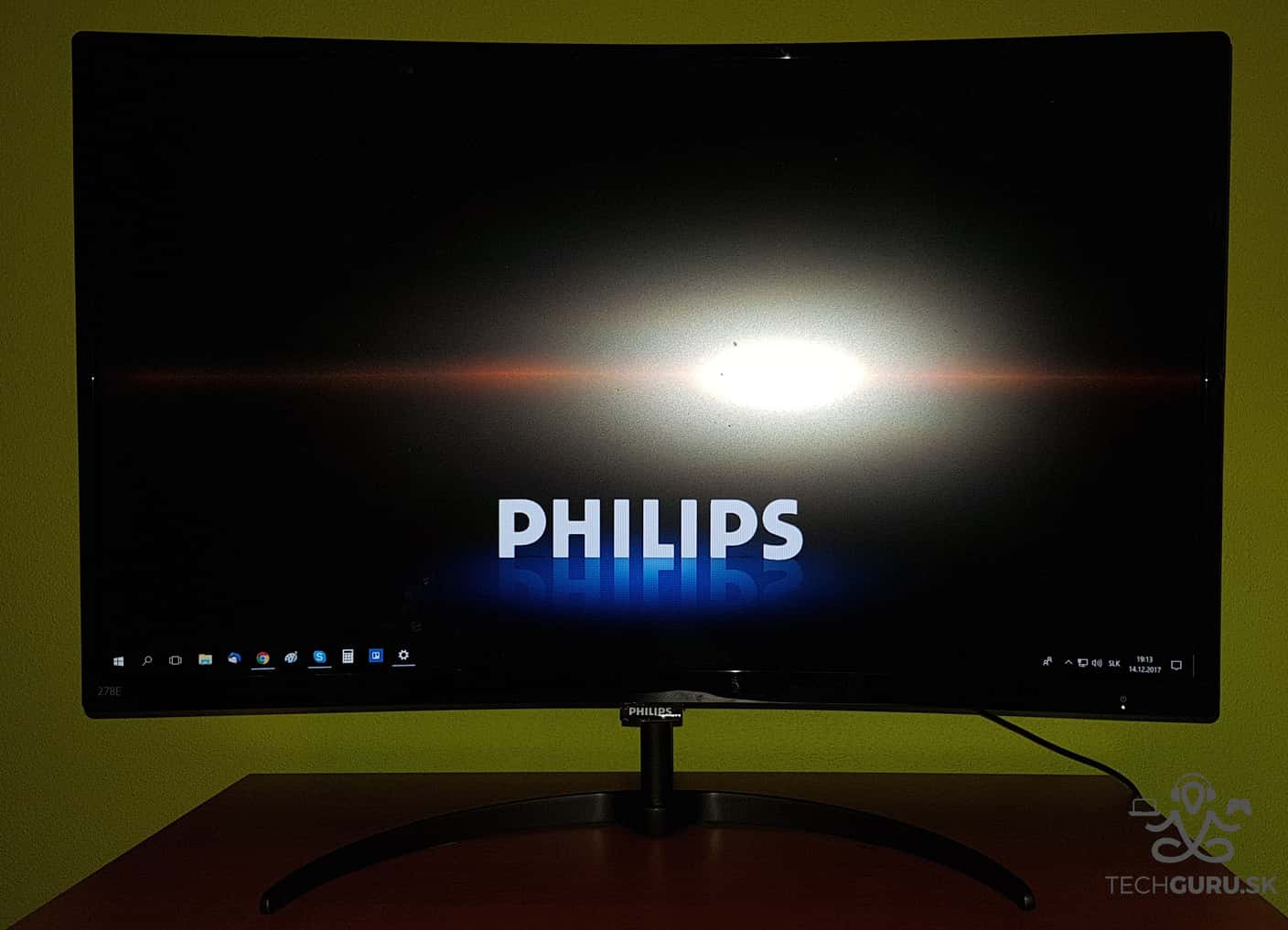 Philips 278E8QJAB/00 celkový pohľad 01