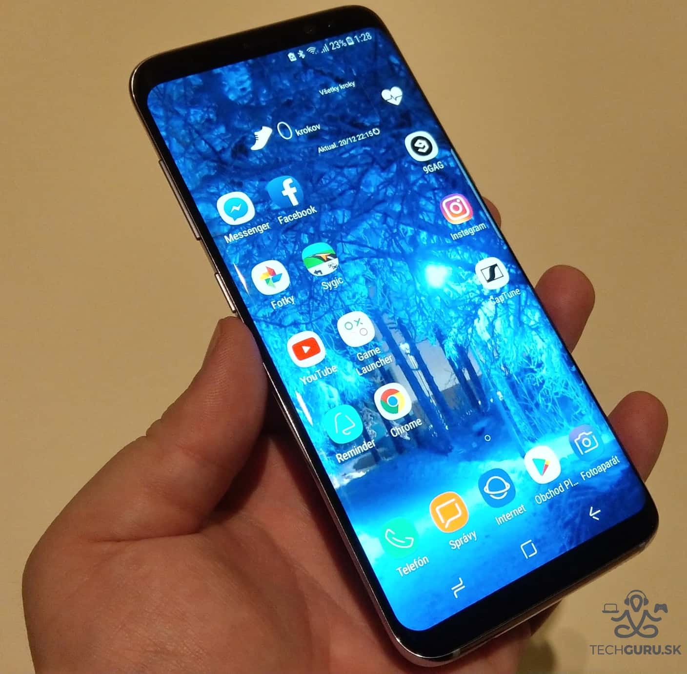 Samsung Galaxy S8 celkový pohľad