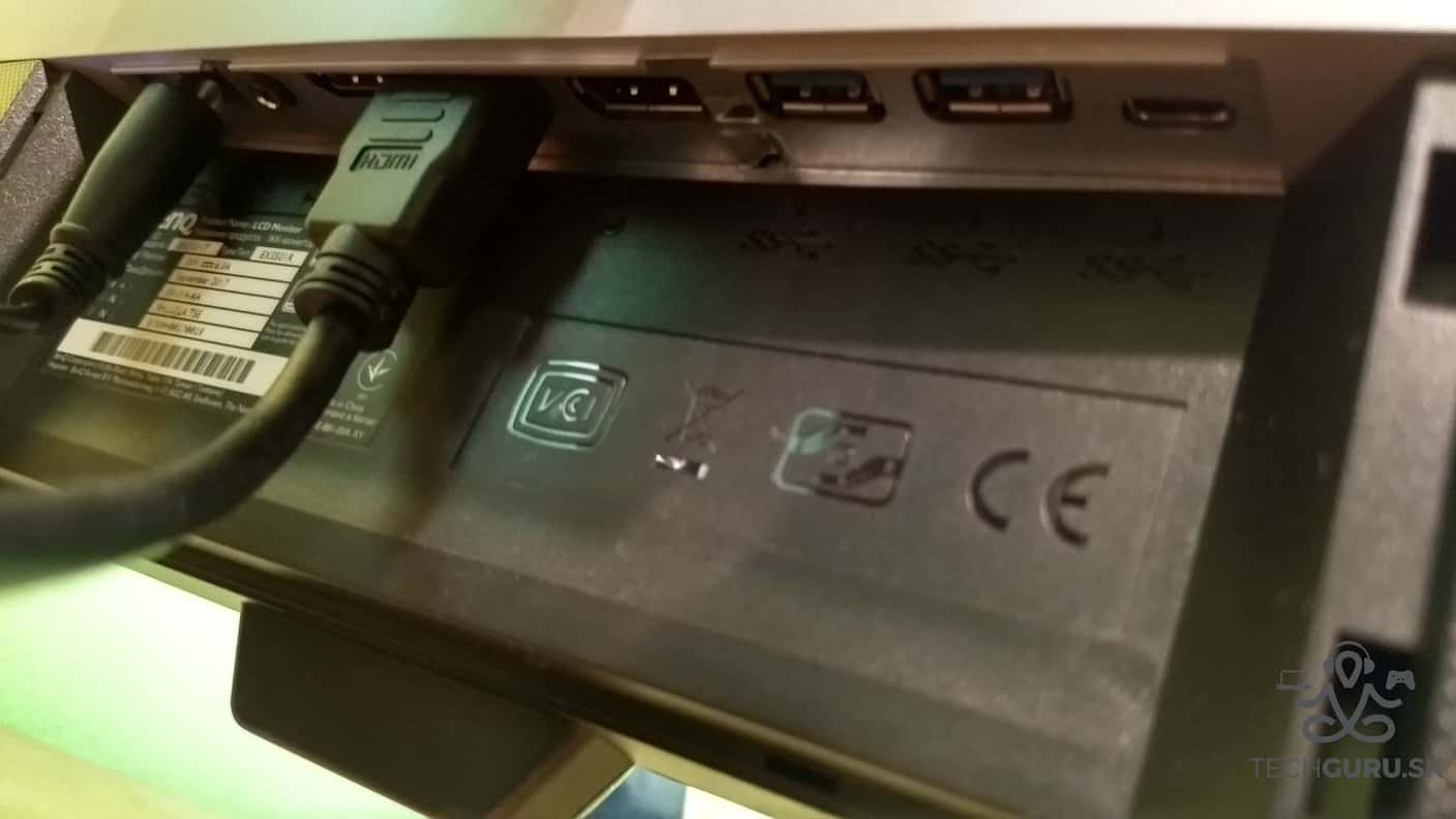 BenQ EX3501R porty 01
