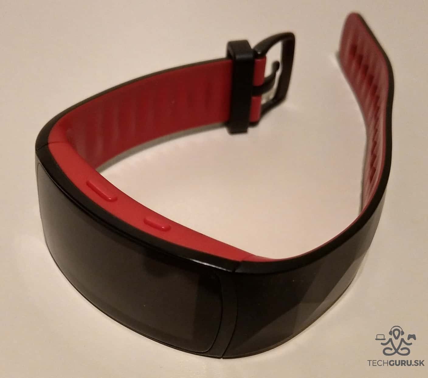 Samsung Gear Fit 2 Pro celkový pohľad