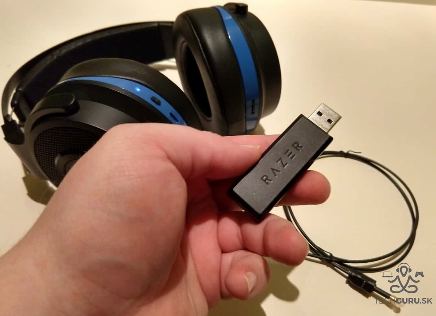 Razer Thresher 7.1 vysielač