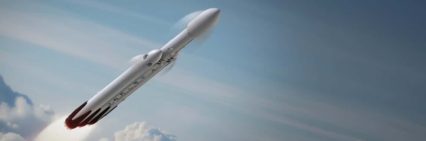 Falcon Heavy otestovaný. Dnes sa prepisovala história