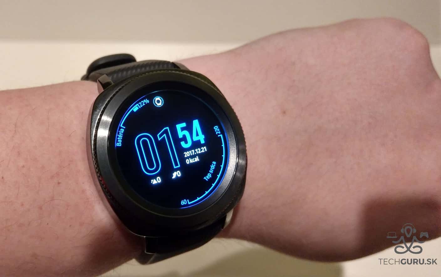 Samsung Gear Sport celkový pohľad 02
