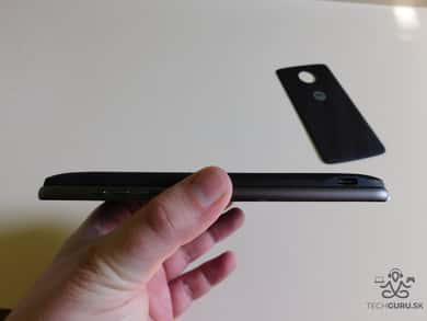 Motorola Moto Z2 Play a motomods - TurboPower Pack 04