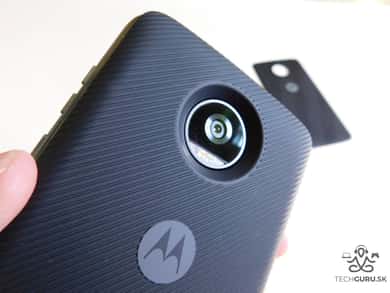 Motorola Moto Z2 Play a motomods - TurboPower Pack 05