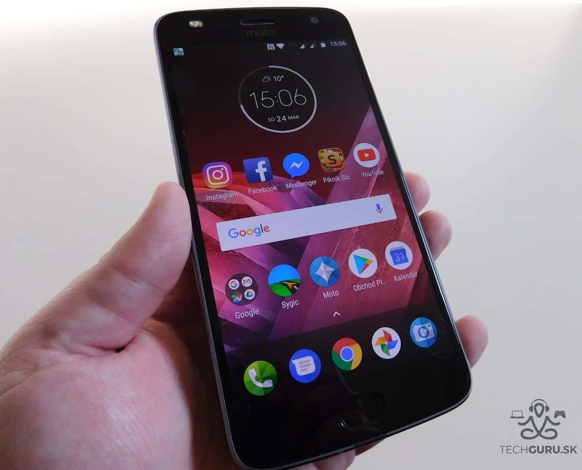 Motorola Moto Z2 Play a motomods 