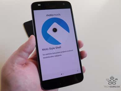 Motorola Moto Z2 Play a motomods - style shell 02