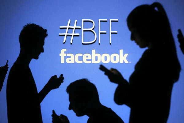 Facebook BFF hoax titulka