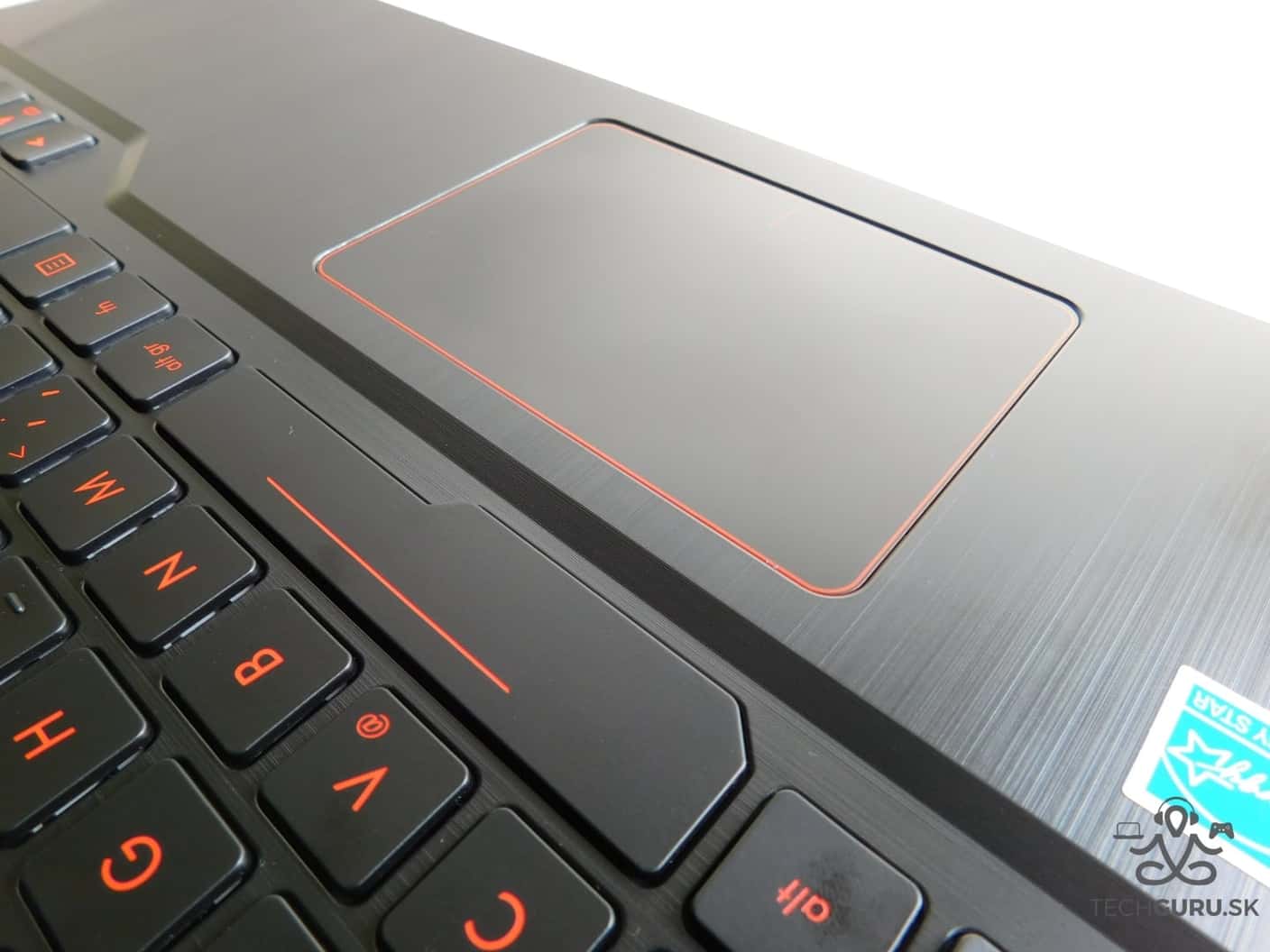 Asus FX503V recenzia 04
