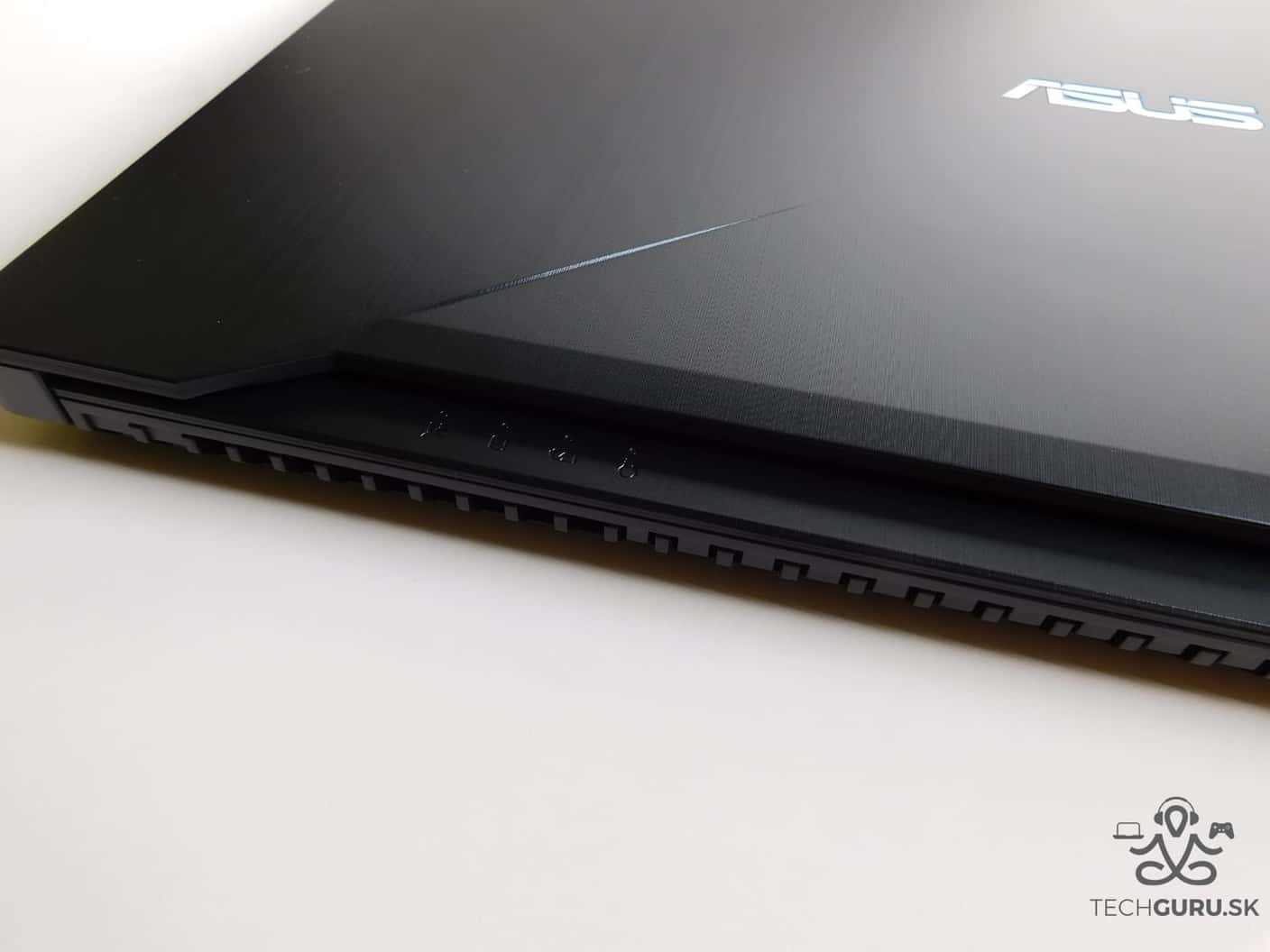Asus FX503V recenzia 03