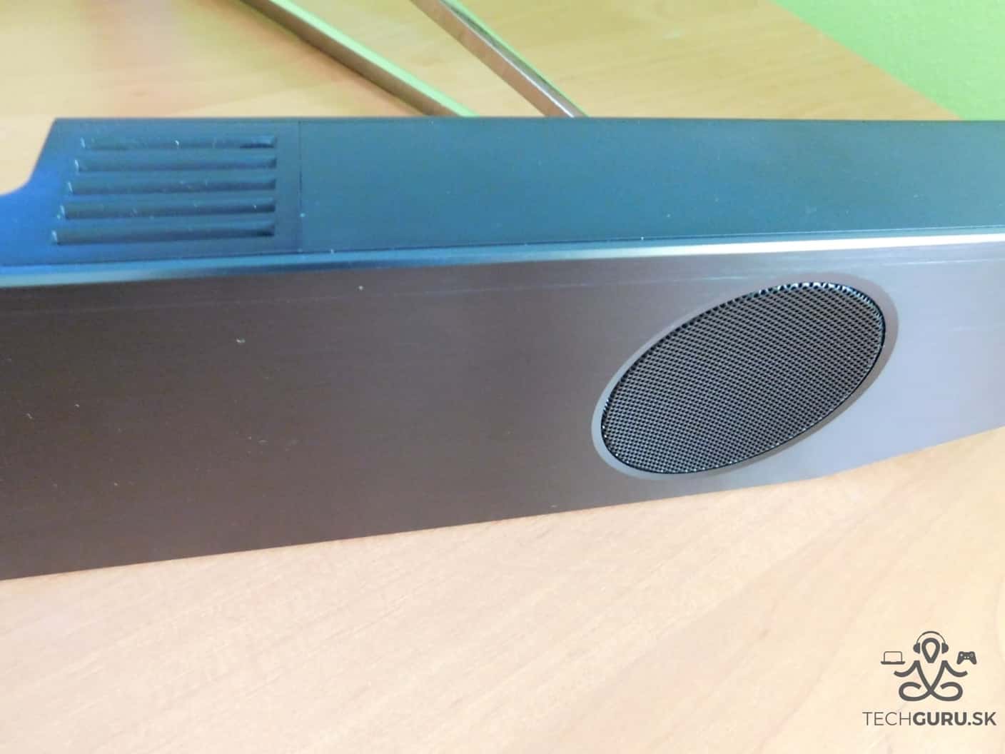 Creative Sound BlasterX Katana 03