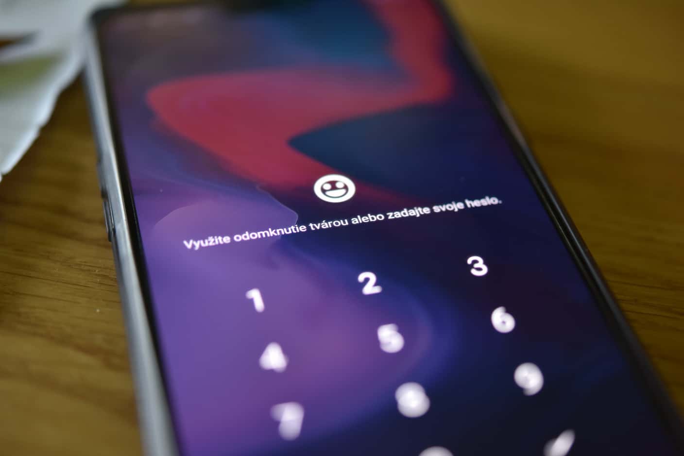Detail na odomknutie tvárou na OnePlus 6.
