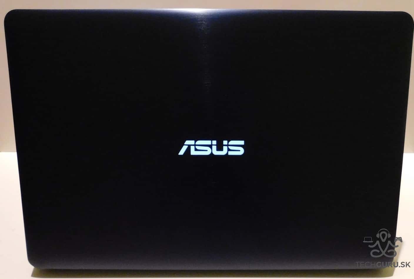 ZenBook Pro UX550V recenzia 02