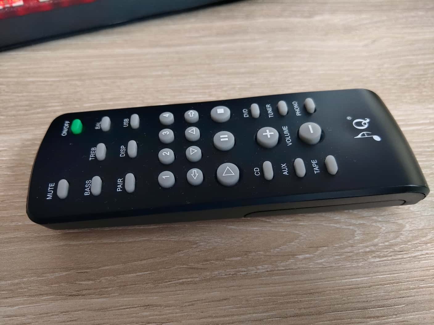 AQ M24 BT recenzia diaľkový ovládač 01