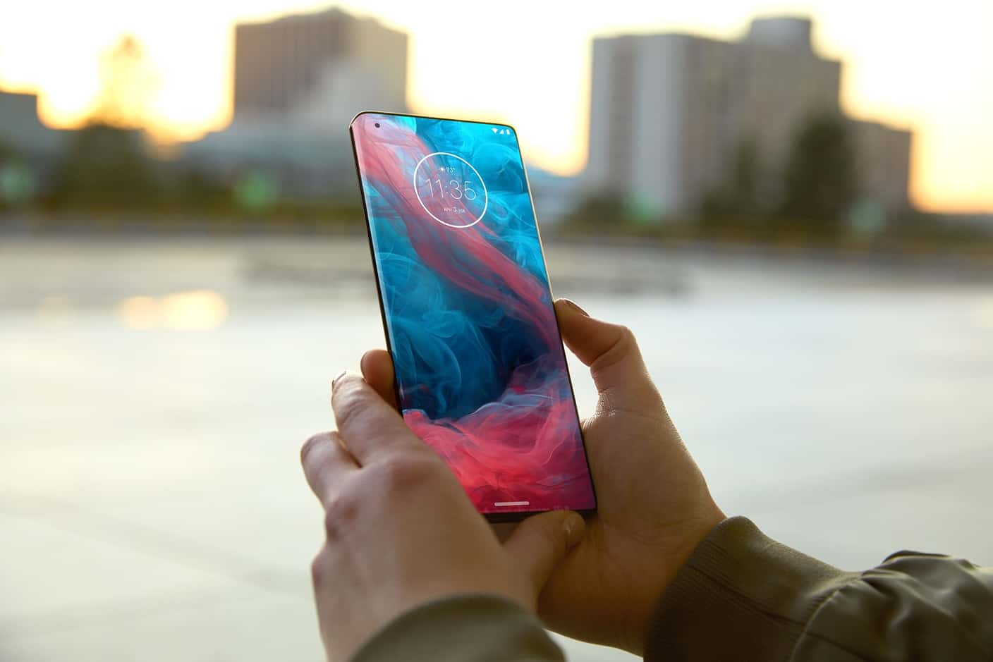Nové vlajkové lode: motorola edge+ a motorola edge