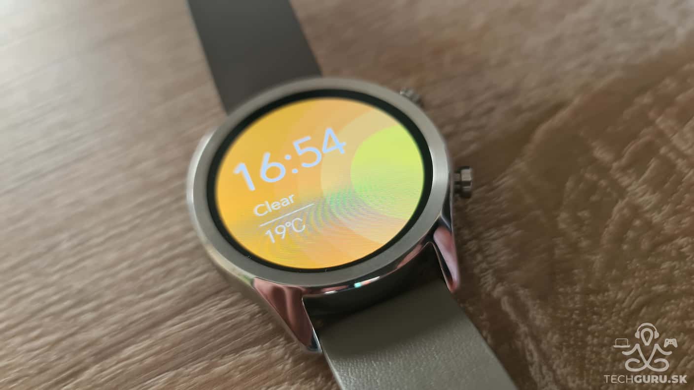 Smart hodinky TicWatch C2 recenze