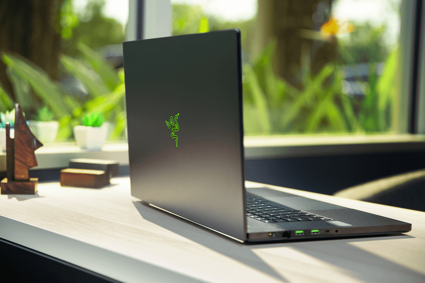 Razer Blade Pro 17 má až 300 Hz displej 01
