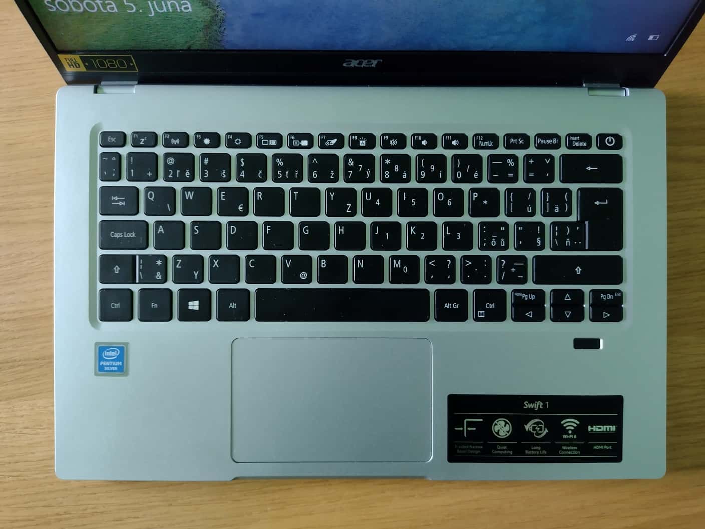Acer Swift 1 - klÃ¡vesnica