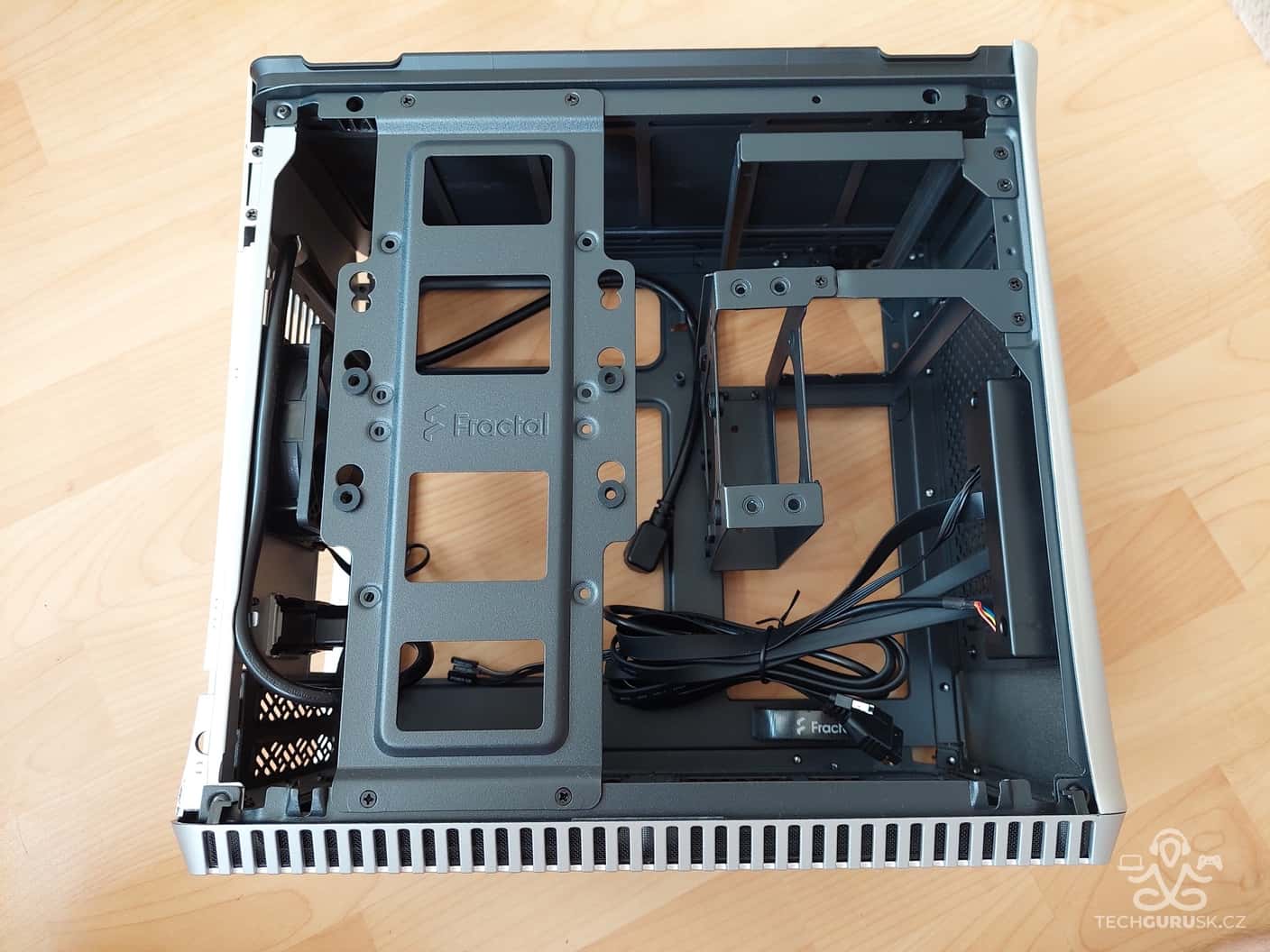Fractal Design Era ITX