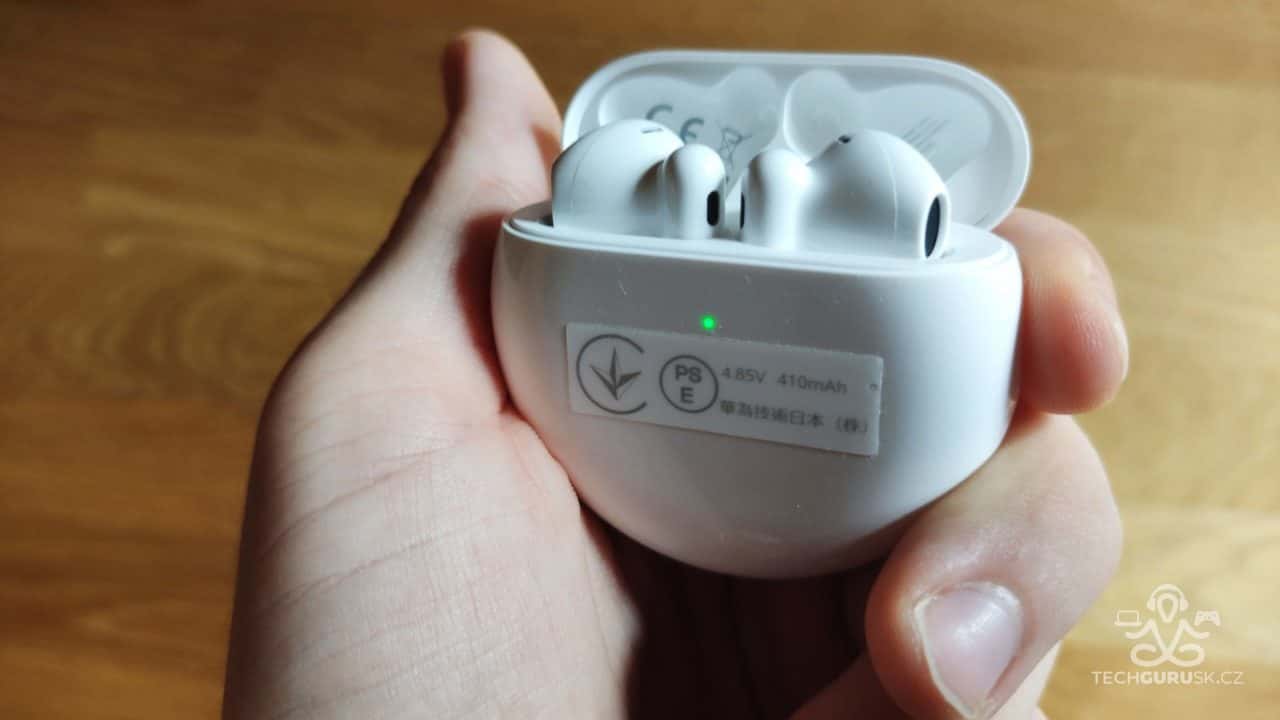 Huawei FreeBuds 4 nabijacie puzdro LED