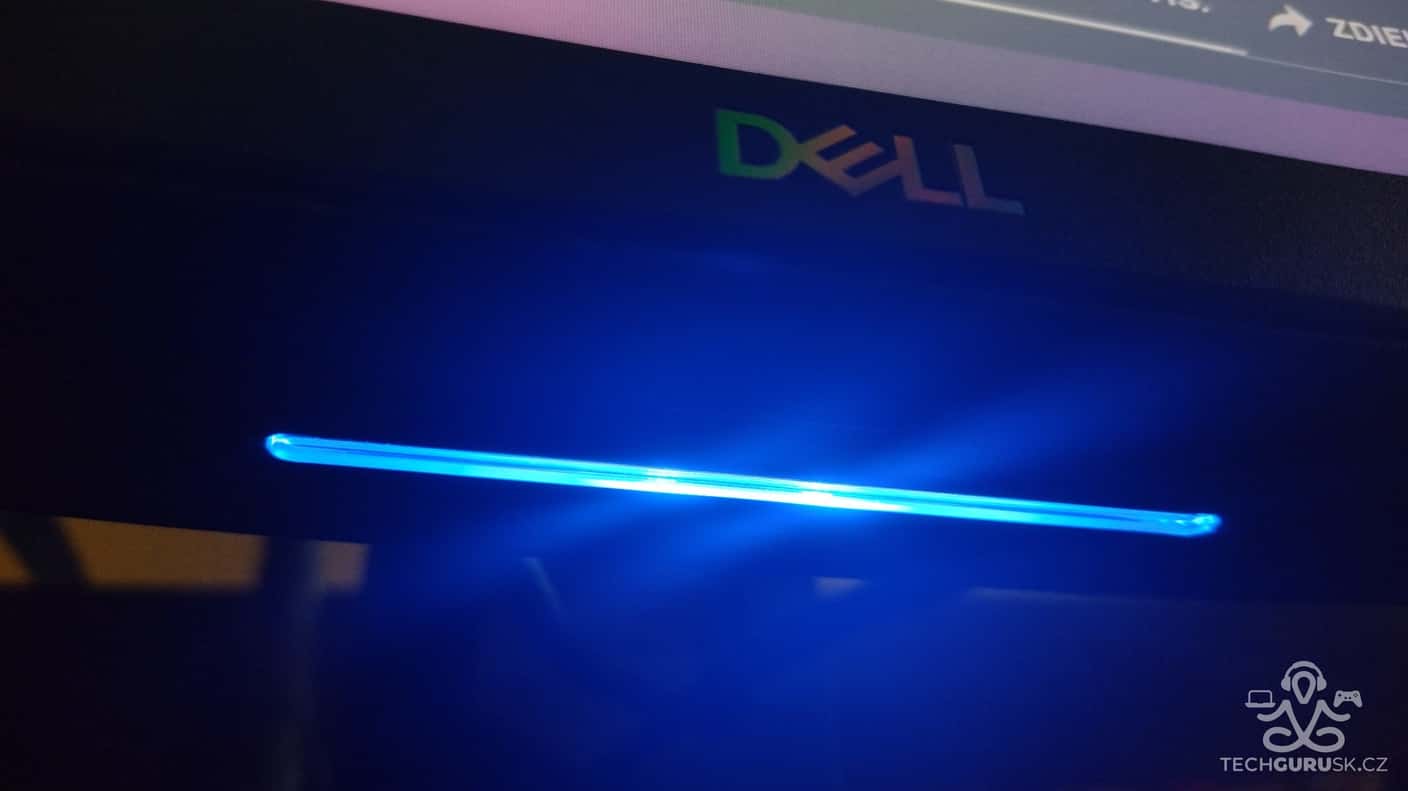 Dell S3222DGM svetlo v noci