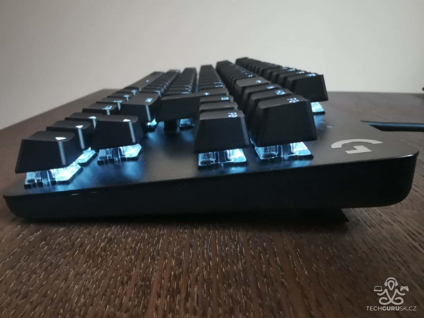 Recenzia: Logitech G413 TKL SE je lacná herná klávesnica
