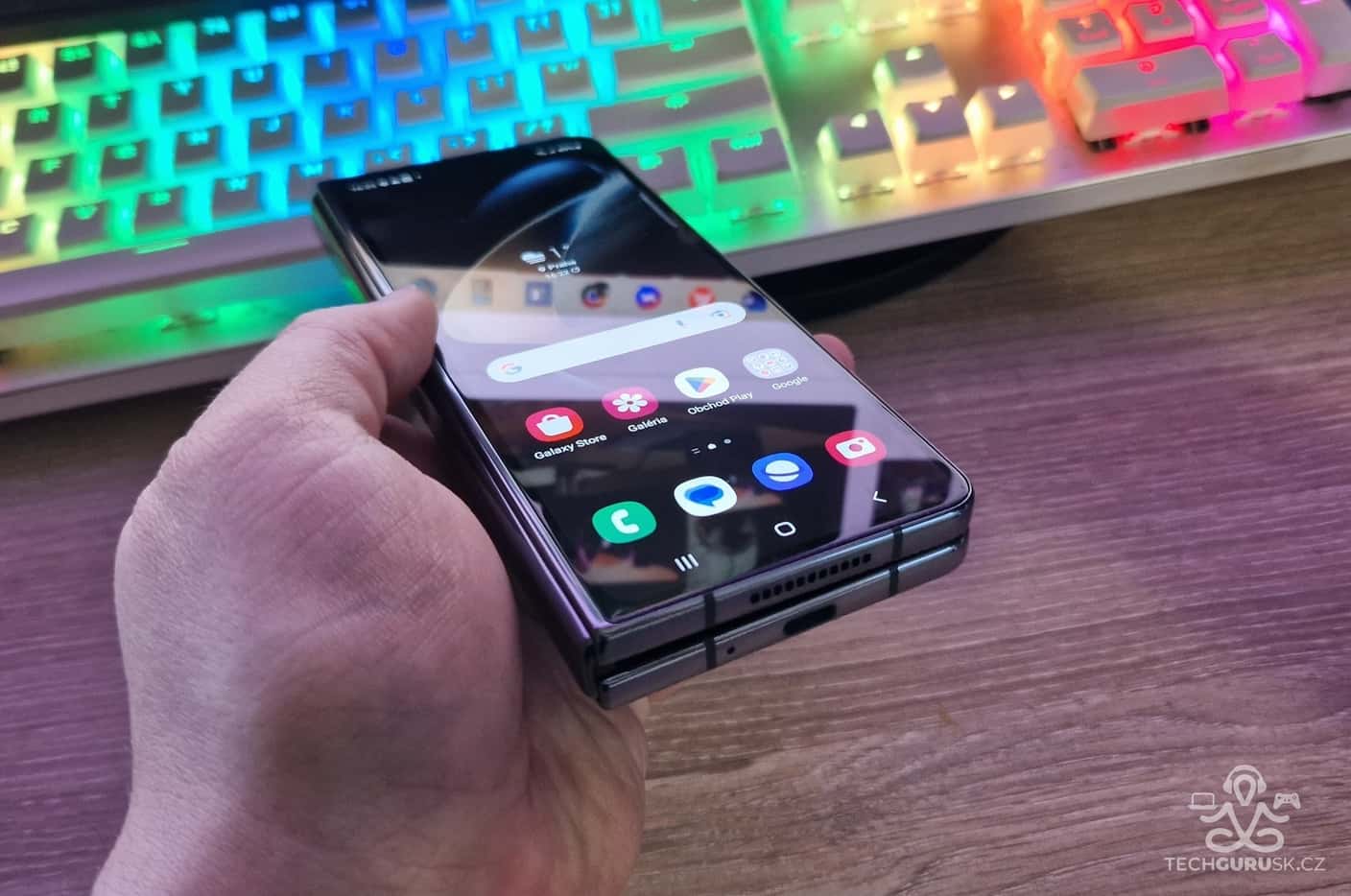 TEST: Samsung Galaxy Z Fold4 – ohybný telefón, ktorý má štýl