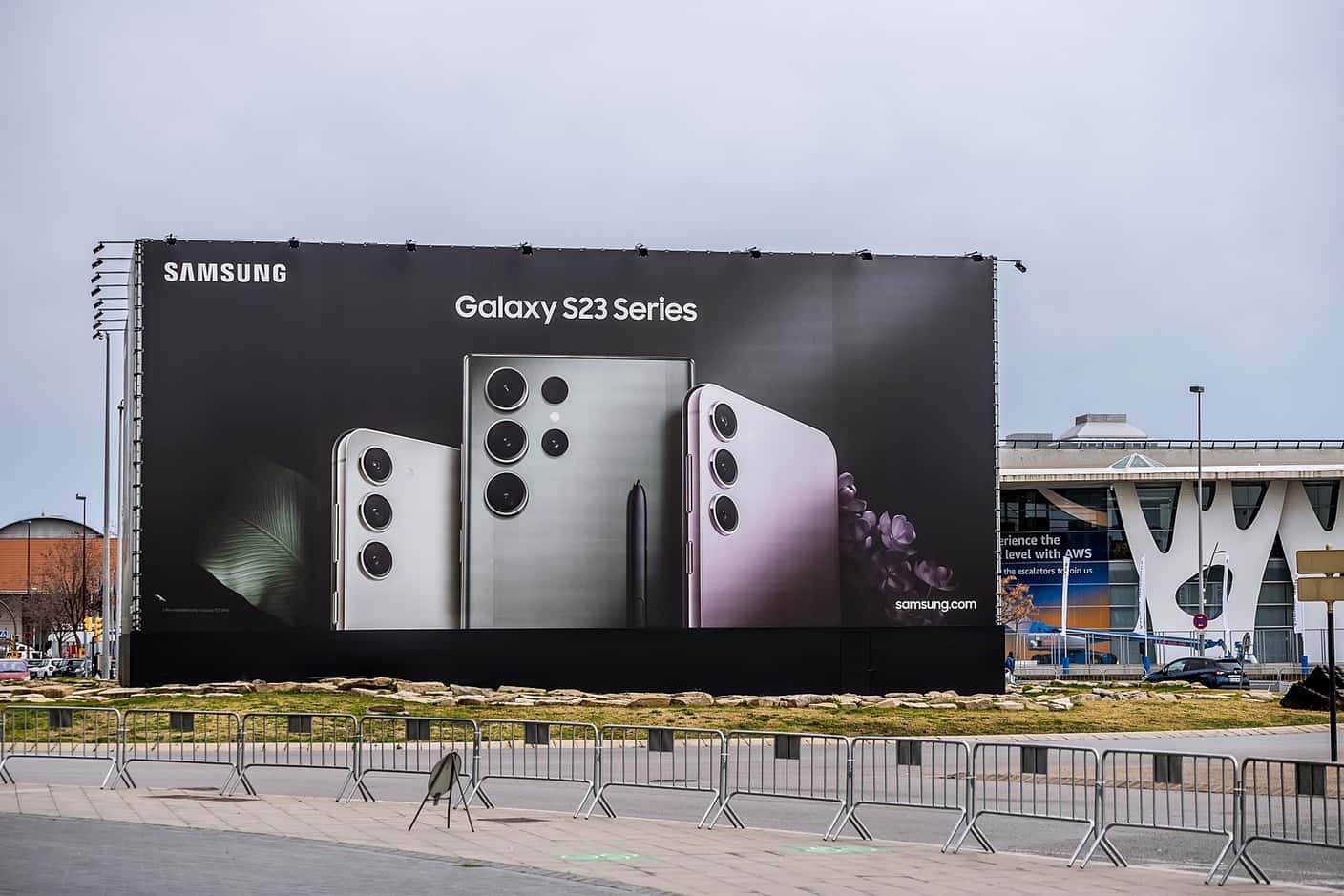 Samsung na MWC 2023 predstavuje notebooky a telefóny Galaxy