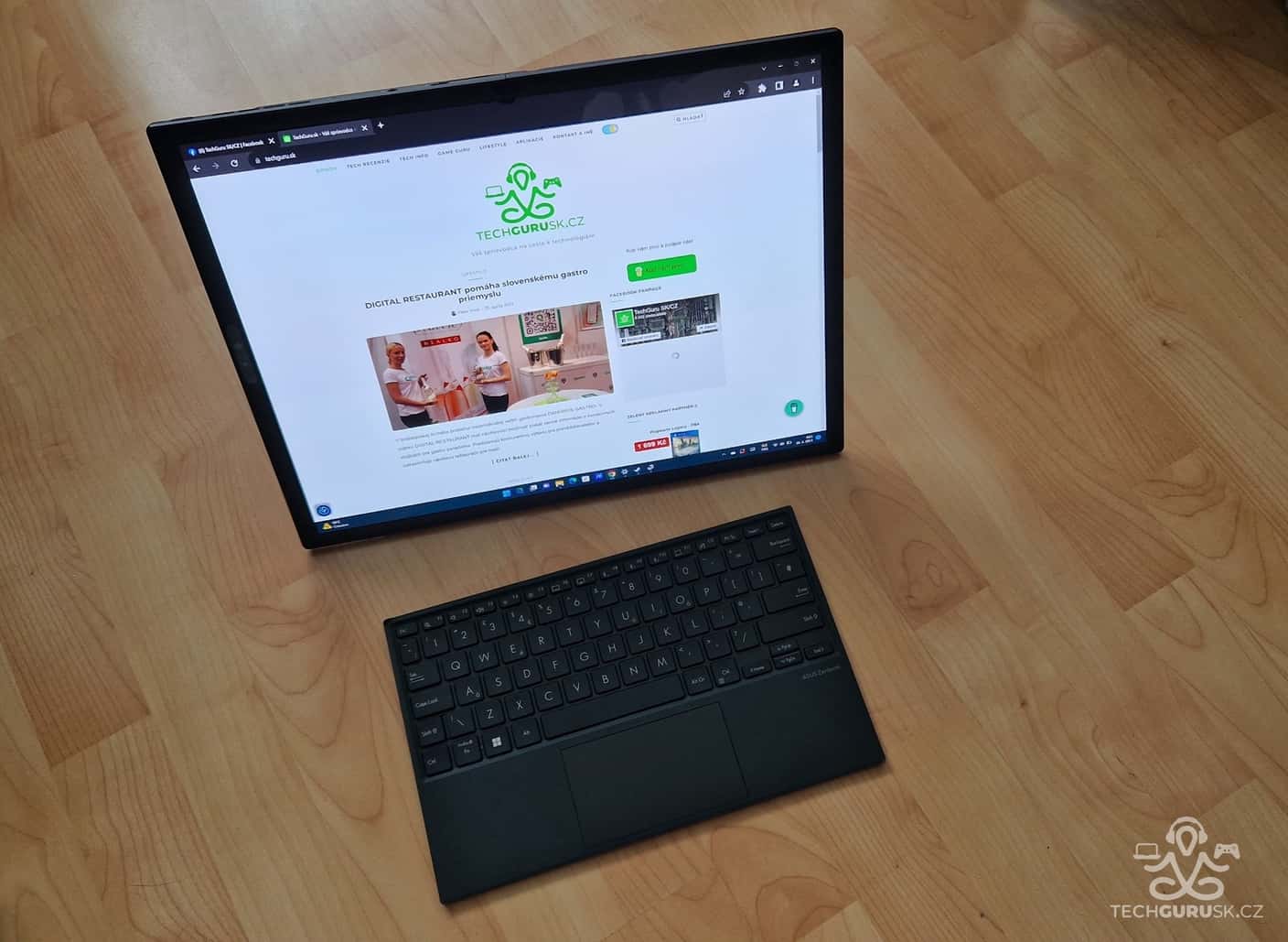 Asus Zenbook 17 Fold