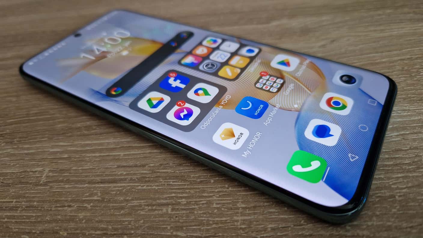 TEST: Honor 90 dýcha na krk vlajkovým lodiam