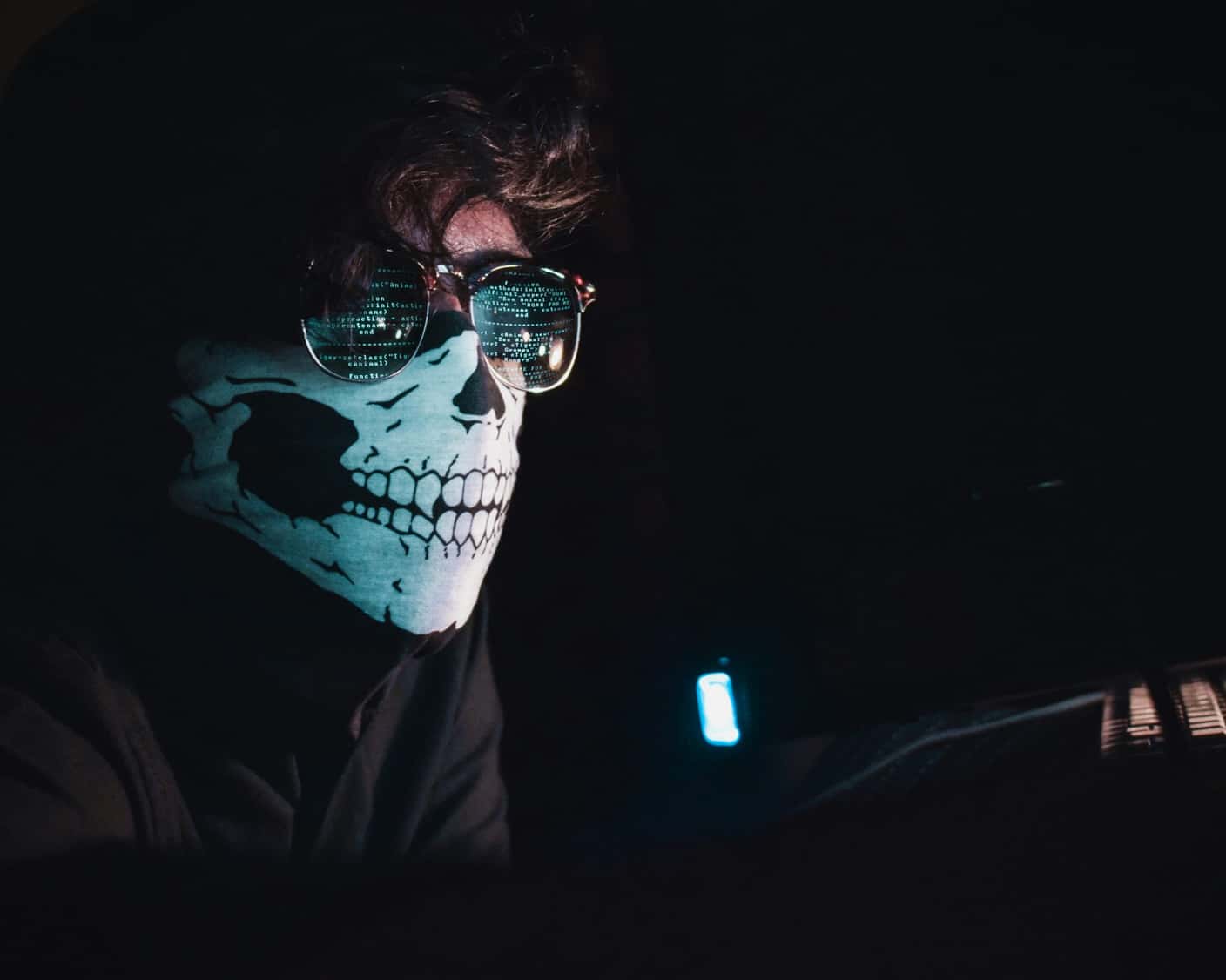 Umelá inteligencia pomáha hackerom útočiť na slovenské firmy
